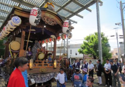  箭弓町町内会夏祭り（山車・神輿出発式）の画像です。