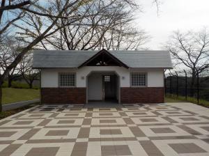 農林公園屋外トイレ