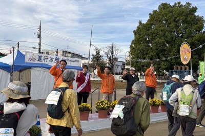 ​第48回日本スリーデーマーチ出発式(2日目)の画像です。