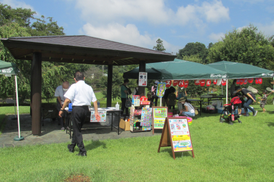 東松山ぼたん園の縁日の写真です