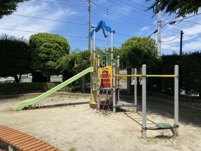 中通公園の複合遊具