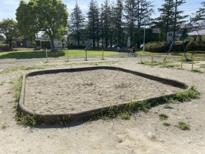 新宿町児童公園の砂場