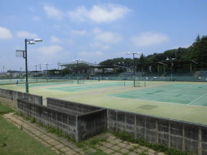 岩鼻運動公園庭球場