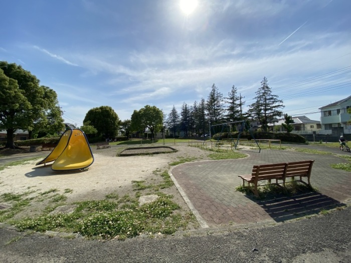 新宿町児童公園の全景