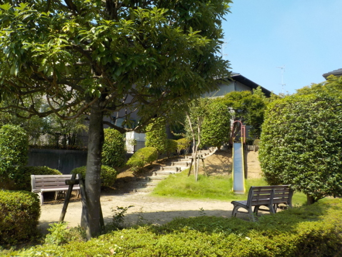 松本町一丁目街区公園の全景