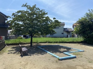 松葉町四丁目子供広場の砂場