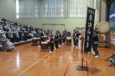 東松山市和太鼓団体「鼓遊連」合同演奏会の画像です。