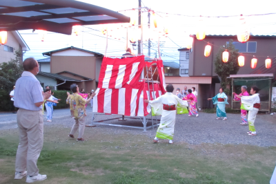 椿地蔵尊祭り・盆踊り大会の画像です。
