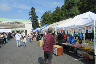 野本地区文化祭・商工祭の画像です。